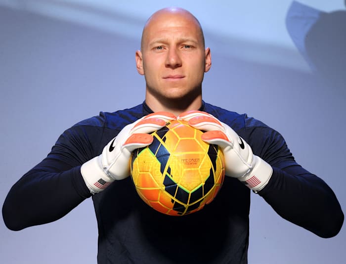 brad-guzan-X158268_TK1_278.jpg